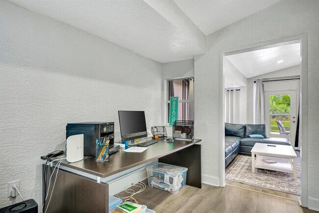 Building Photo - 5304 72nd St E