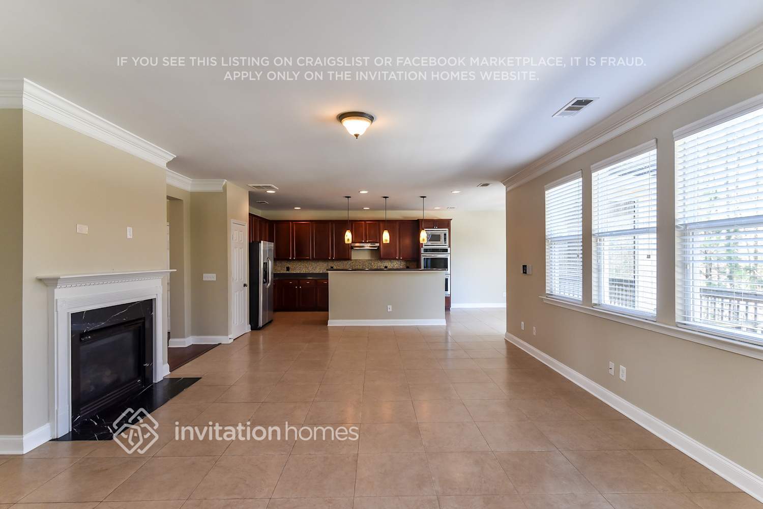 Building Photo - 1243 Sparkling Cove Dr