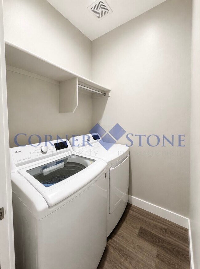 Building Photo - 12483 W Nabesna St