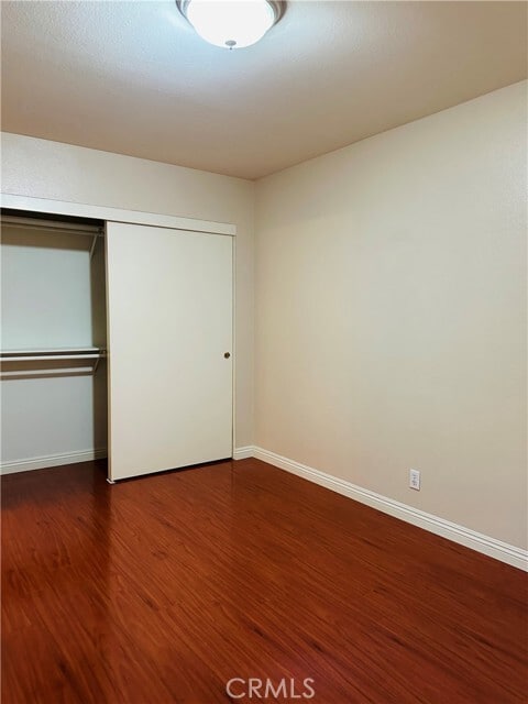 Building Photo - 555 W Lemon Ave