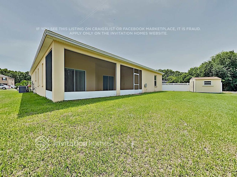 Building Photo - 1169 Brenton Manor Dr