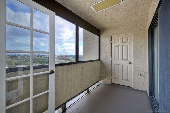 Building Photo - 2930 Cowley Way