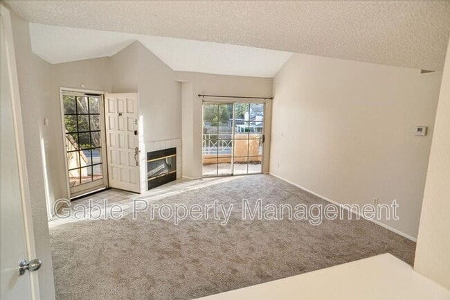 Building Photo - 23835 Del Monte Dr.