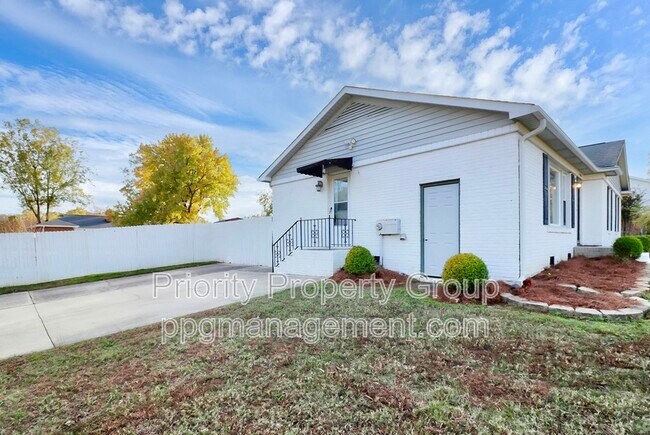 Building Photo - 12024 Antebellum Dr