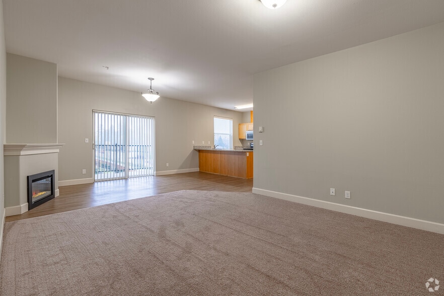 Primary Photo - Aspen Grove Apartments