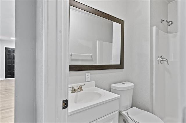 Building Photo - 4801 Selkirk Dr