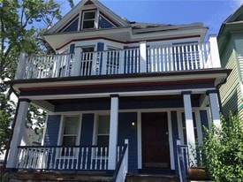 Building Photo - 496 W Ferry St