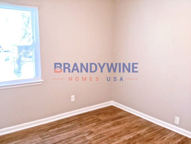 Building Photo - NO APPLICATION FEE....Apply Today!!