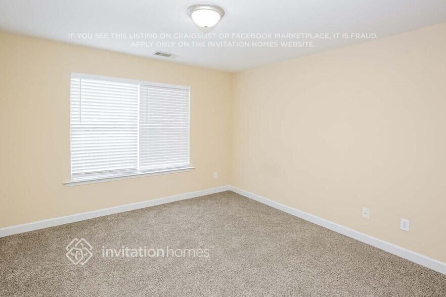 Building Photo - 1214 Mallory Ln