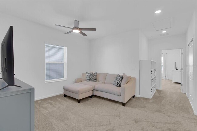 Building Photo - 2845 Pierr St