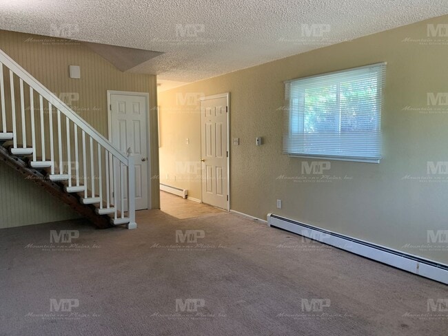 Building Photo - 1782 N Overland Trail