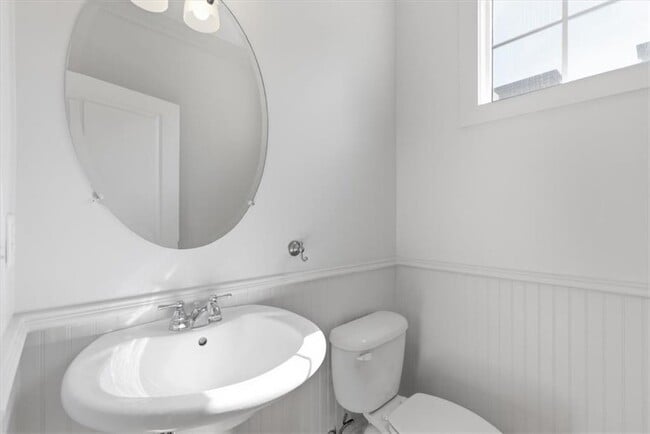 Building Photo - 740 Liberty Commons Dr NW