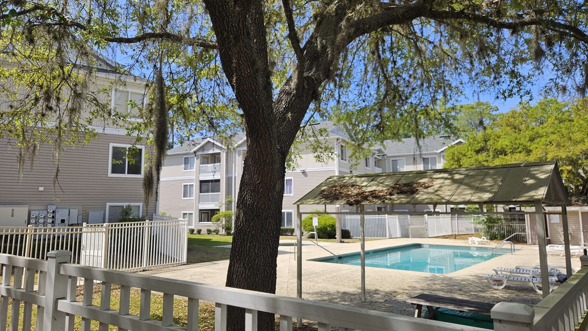 Pool - 4215 SW 22nd Ln