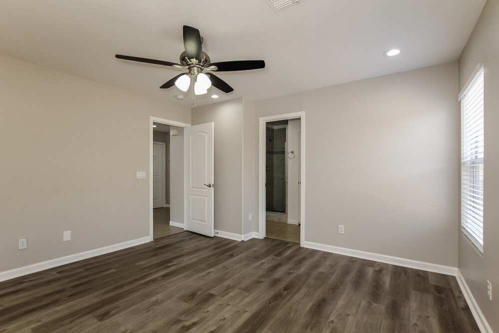 Building Photo - 12249 W Larkspur Rd