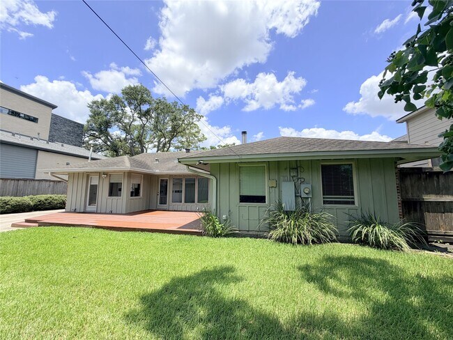 Building Photo - 5019 Yarwell Dr