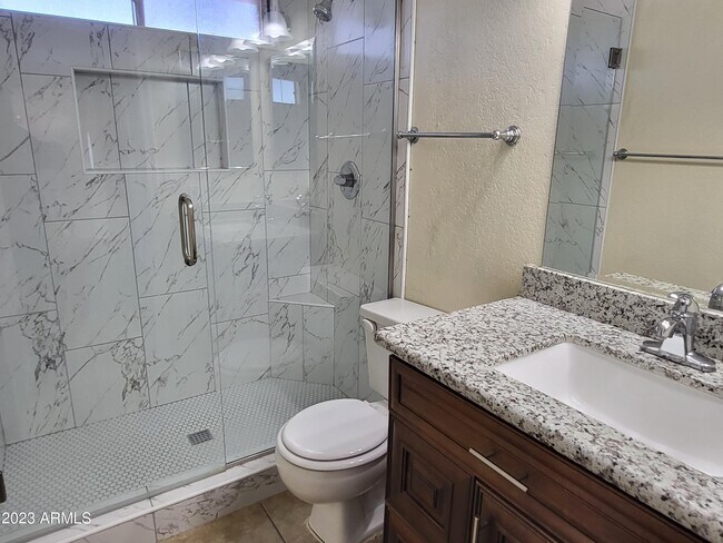 Building Photo - 7410 W Cholla St