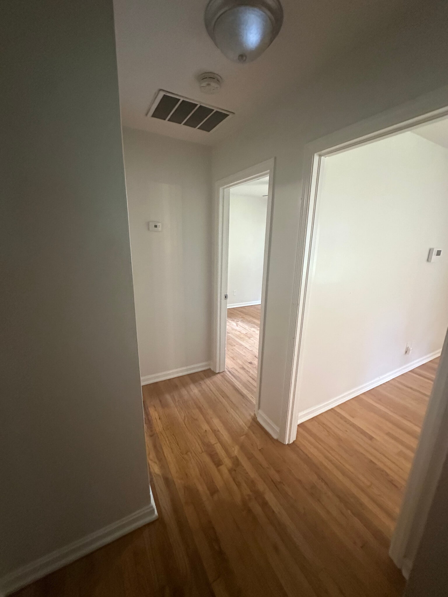 Beautiful hardwoods throughout - 349 Laquita Dr SE