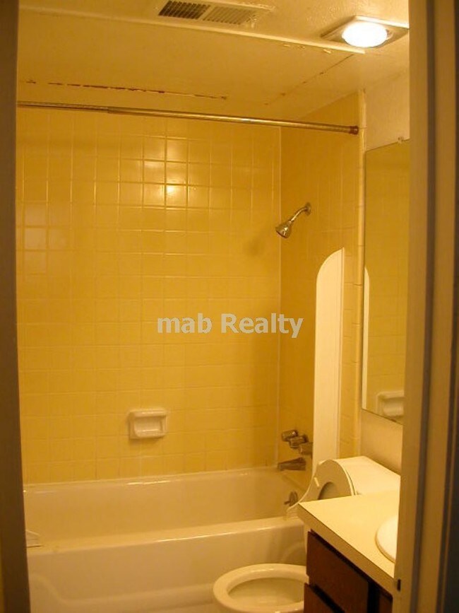 Near SMU, Dart 5003 Skillman St Dallas TX 75206 Apartment Finder