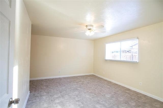 Building Photo - 1000 Windy Meadow Dr