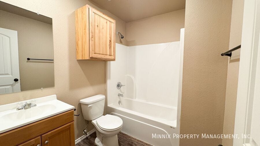 Building Photo - 2519 N Ave O