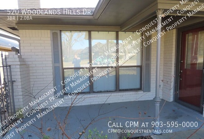 Building Photo - Spacious 3 Bedroom, 2 Bath Duplex w/Garage!