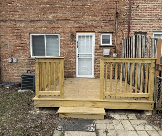 Building Photo - 2173 171st St