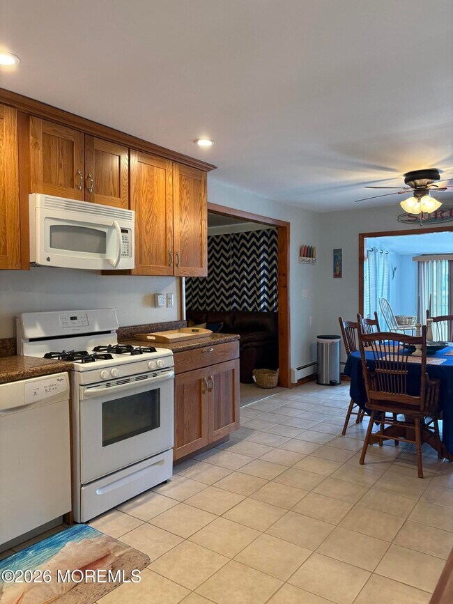 Building Photo - 115 N Binnacle Dr