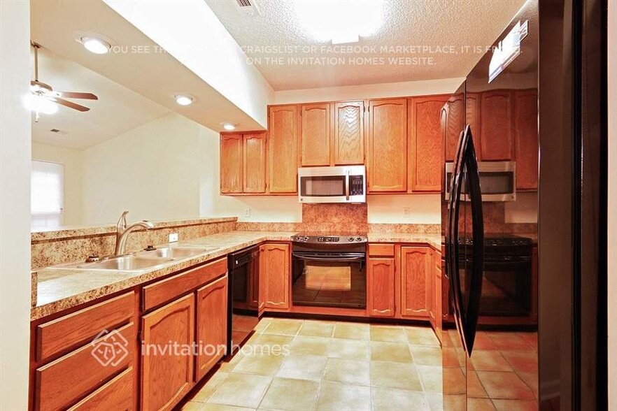 Building Photo - 9936 Mountain Laurel Ln