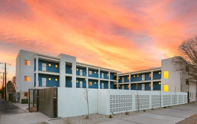 Interior Photo - El Parador