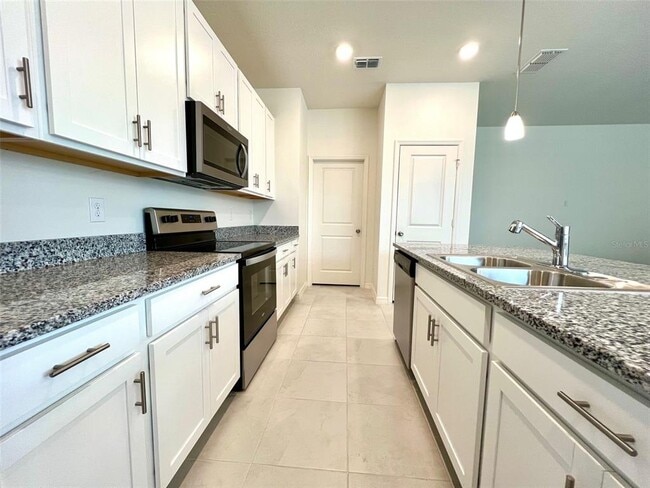 Building Photo - 16365 Winding Preserve Cir