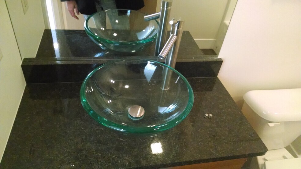 Building Photo - 617 Pierce St