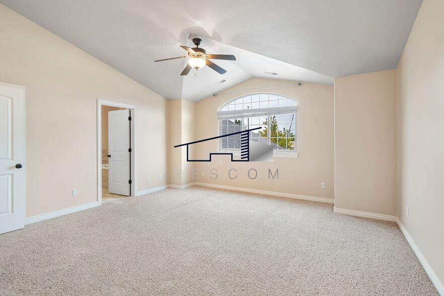 Building Photo - 757 W 4400 S