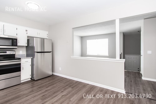 Building Photo - 1226 E Cothrell-