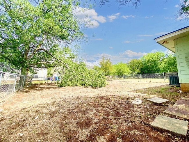 Building Photo - 109 Hughson Ct