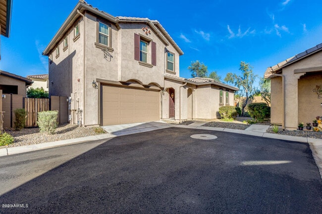 Building Photo - 4770 E Tierra Buena Ln