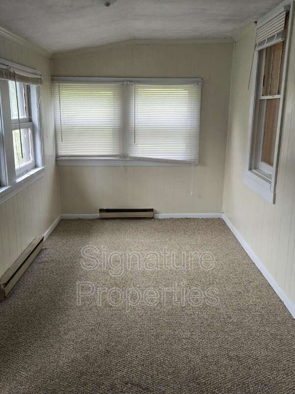 Building Photo - 2182 Morattico Rd