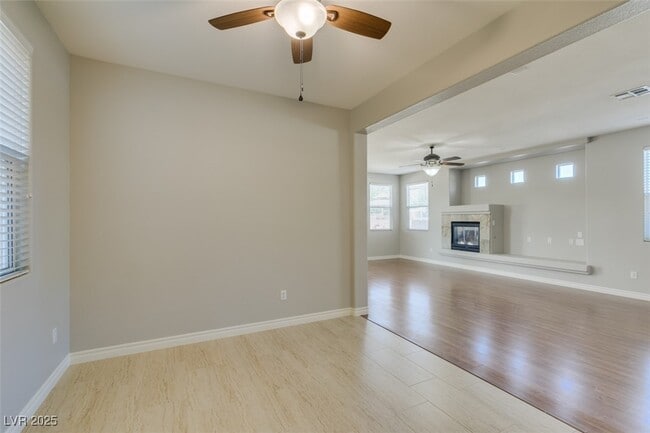 Building Photo - 9005 Semillon St