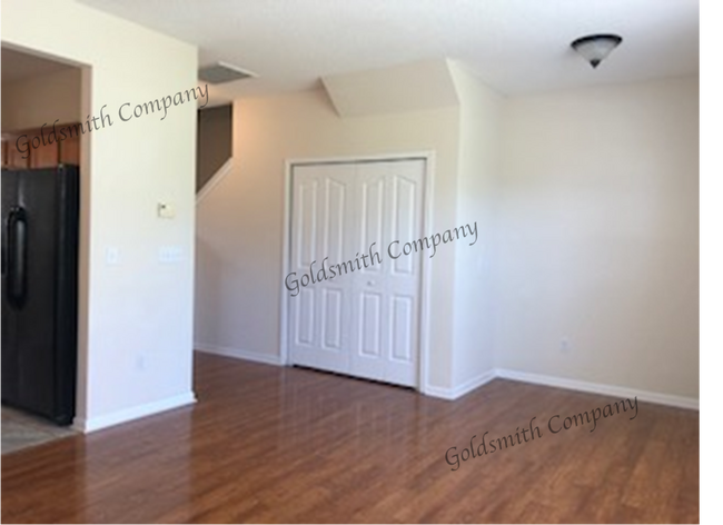 Building Photo - "2-Bed Condo with 2.5 Baths in Mauldin – S...
