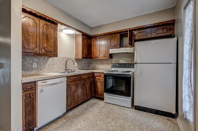 Building Photo - For Lease--3 Bedroom in Perkins OK