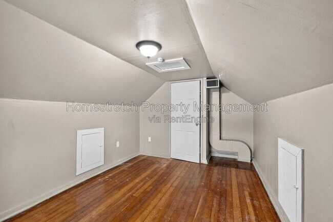 Building Photo - 5920 Ferris Ave