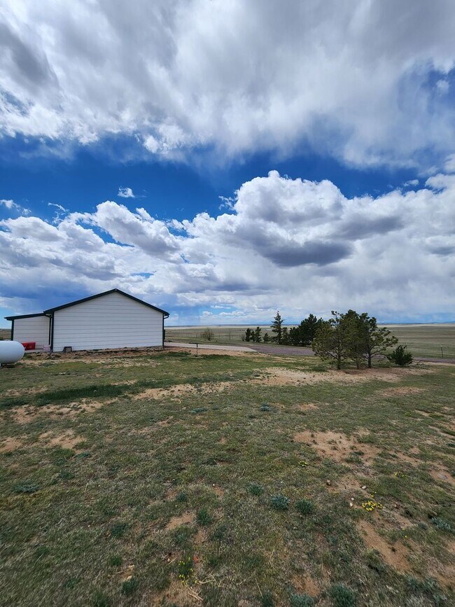 Building Photo - 33975 CO-94