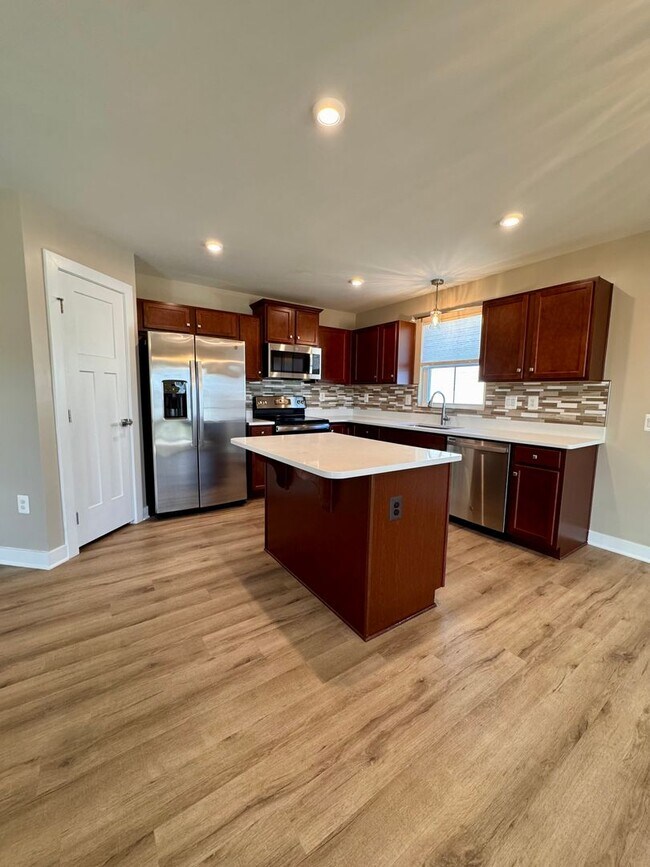 Building Photo - Duplex for Rent in McGaheysville
