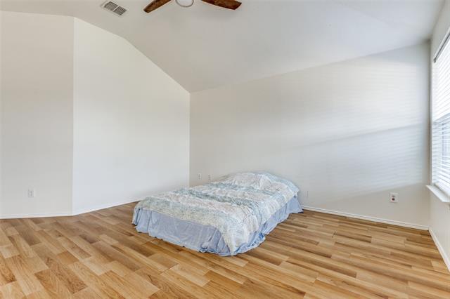 Building Photo - 1614 Pin Oak Trail