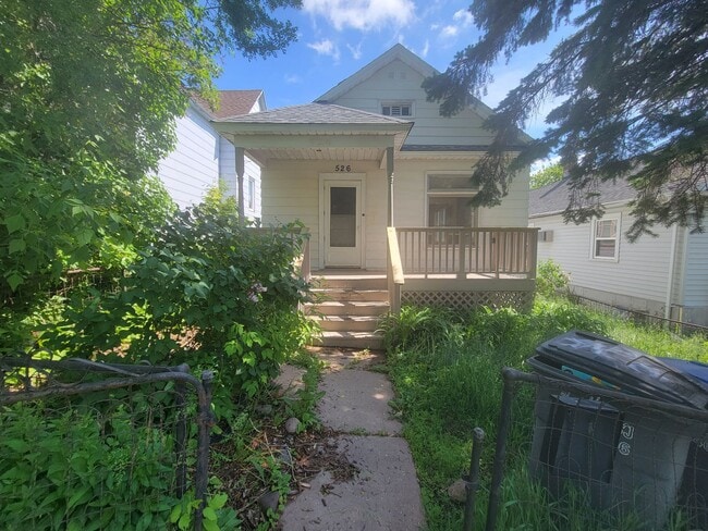 Primary Photo - AVAILABLE AUGUST - 2 BED 1 BATH