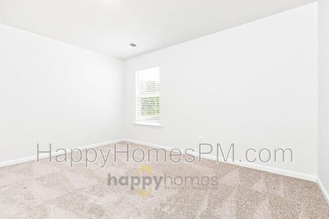 Building Photo - 644 Ladywood Dr