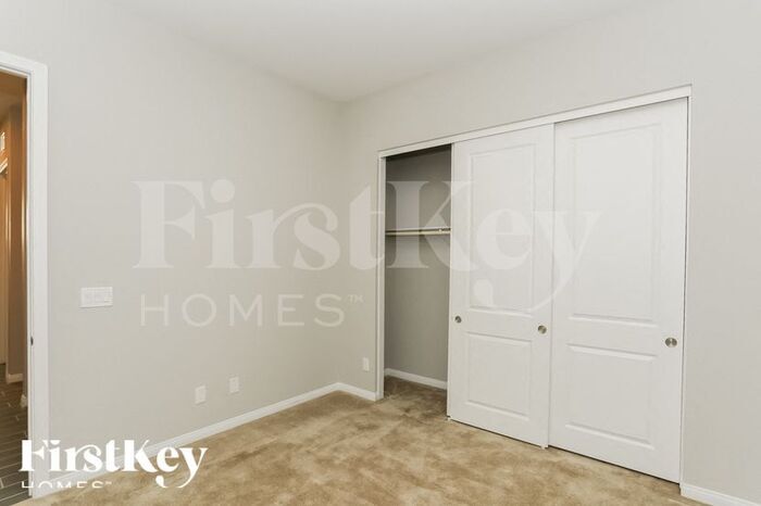 Building Photo - 10755 Blackrock Canyon Ave