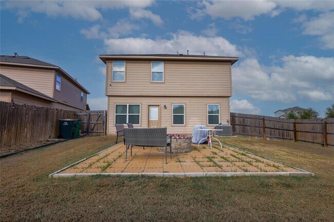 Building Photo - 14919 Hartsmith Dr