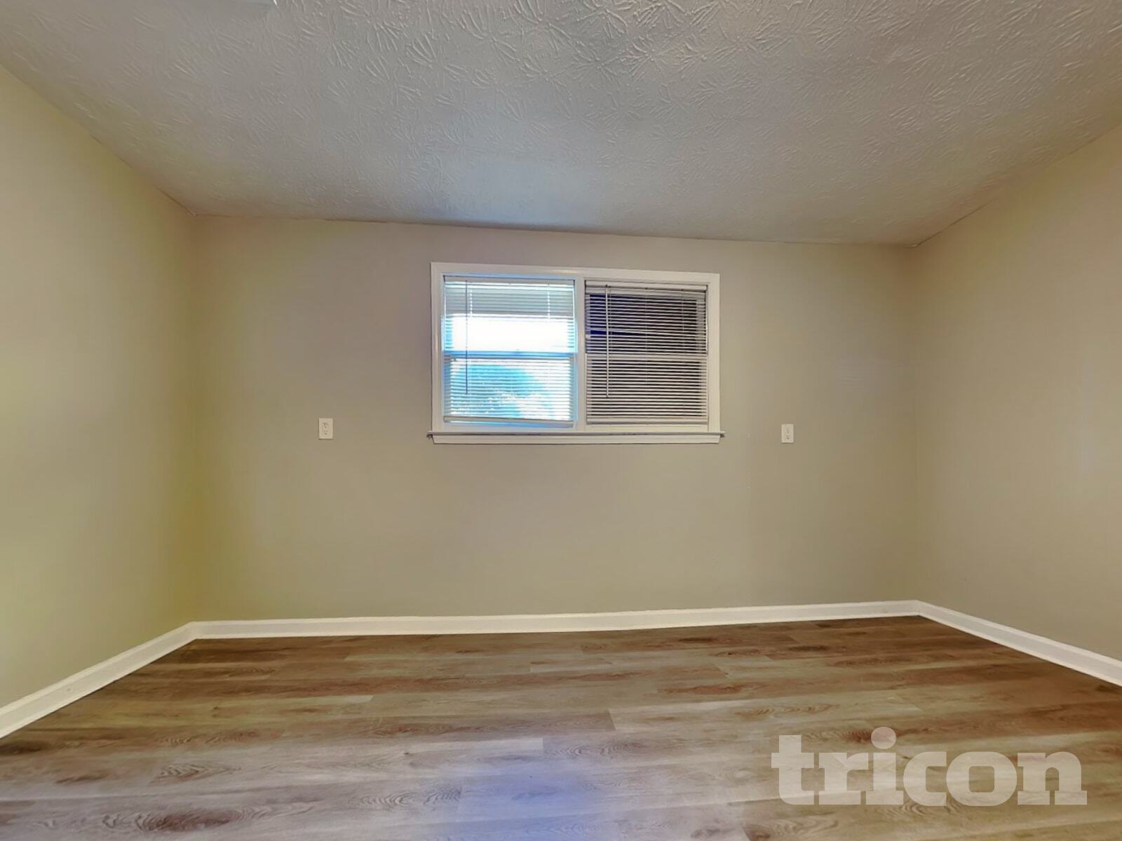 Building Photo - 2236 Windsor Dr SW