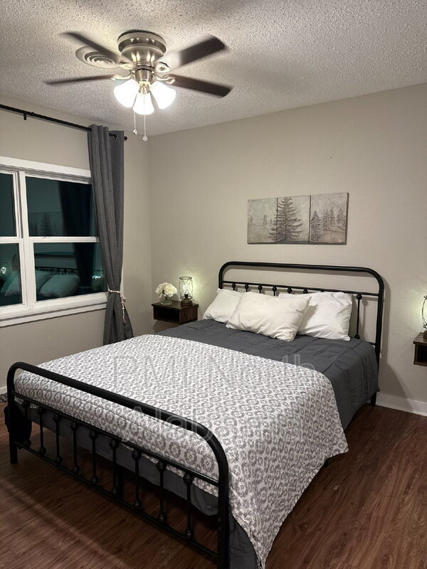 Building Photo - 9921 Pulaski Pike