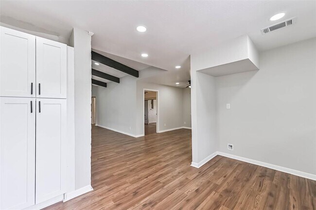 Building Photo - 18330 Cape Bahamas Ln